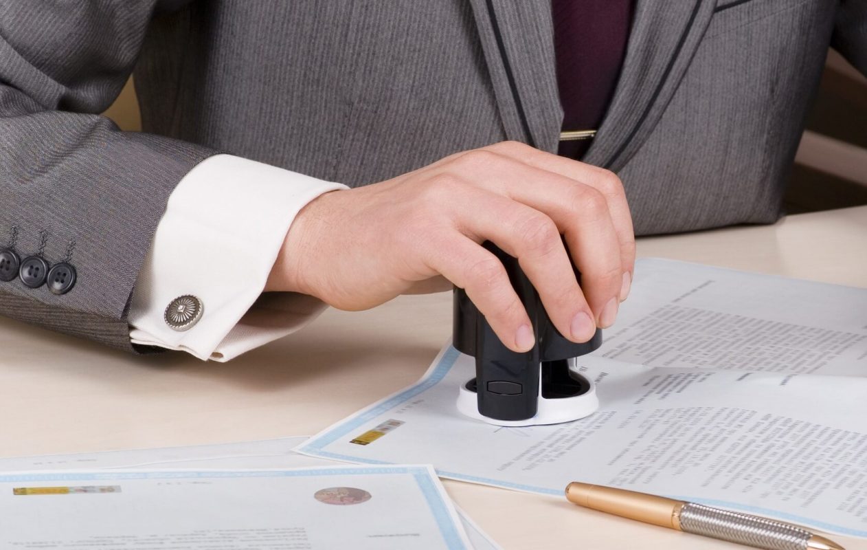 Dịch công chứng tài liệu lấy ngay